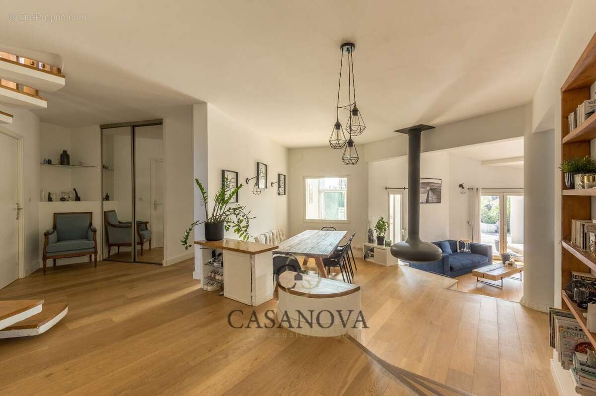 Maison à CASTELNAU-LE-LEZ