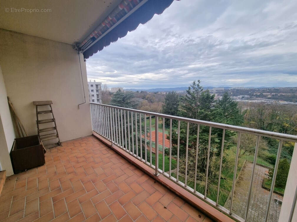 Appartement à CALUIRE-ET-CUIRE