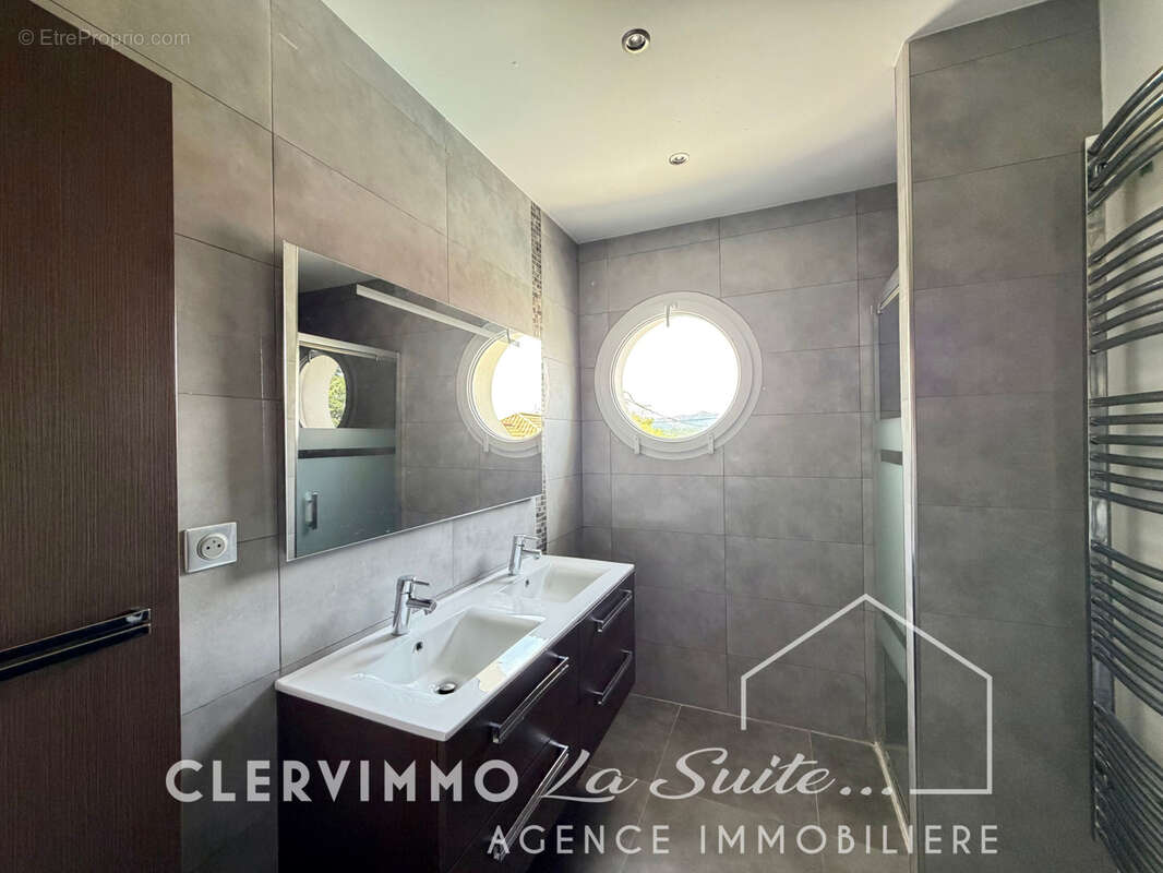 Maison 300m2 avec Piscine et Prestations Haut de Gamme à La Penne-sur-Huveaune - photo 15