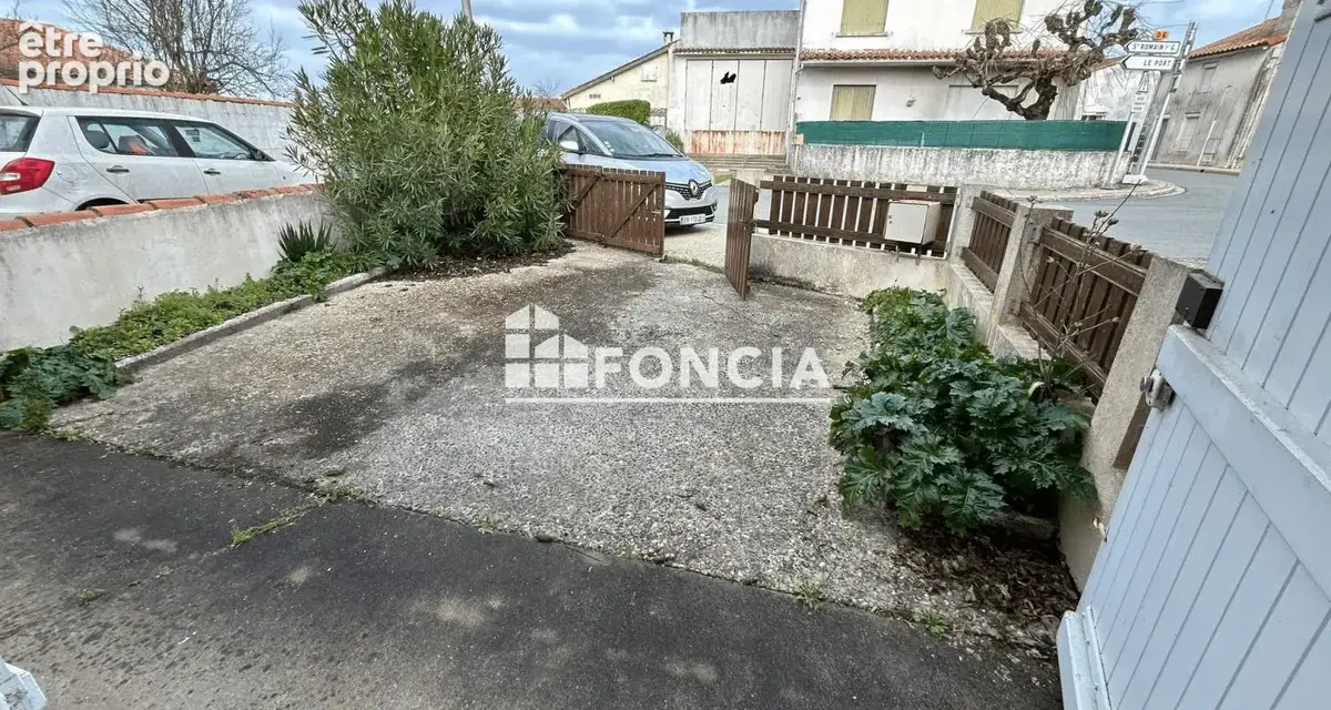 Maison de village à rénover – Cœur de bourg, toutes commodités à pied - photo 2