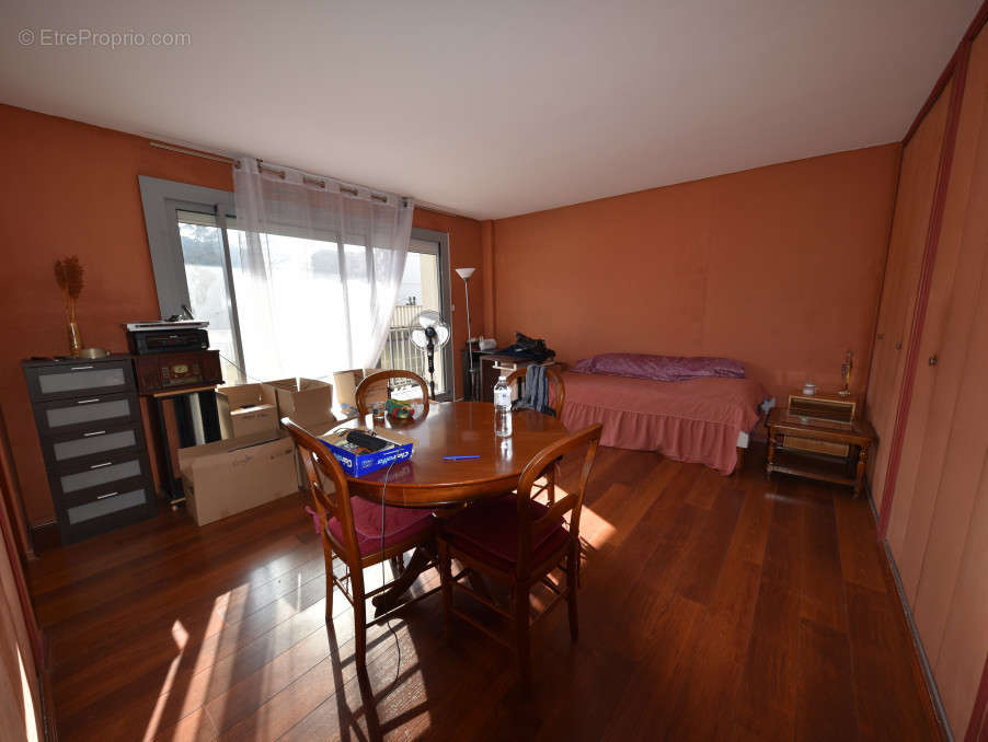 Appartement à CHELLES