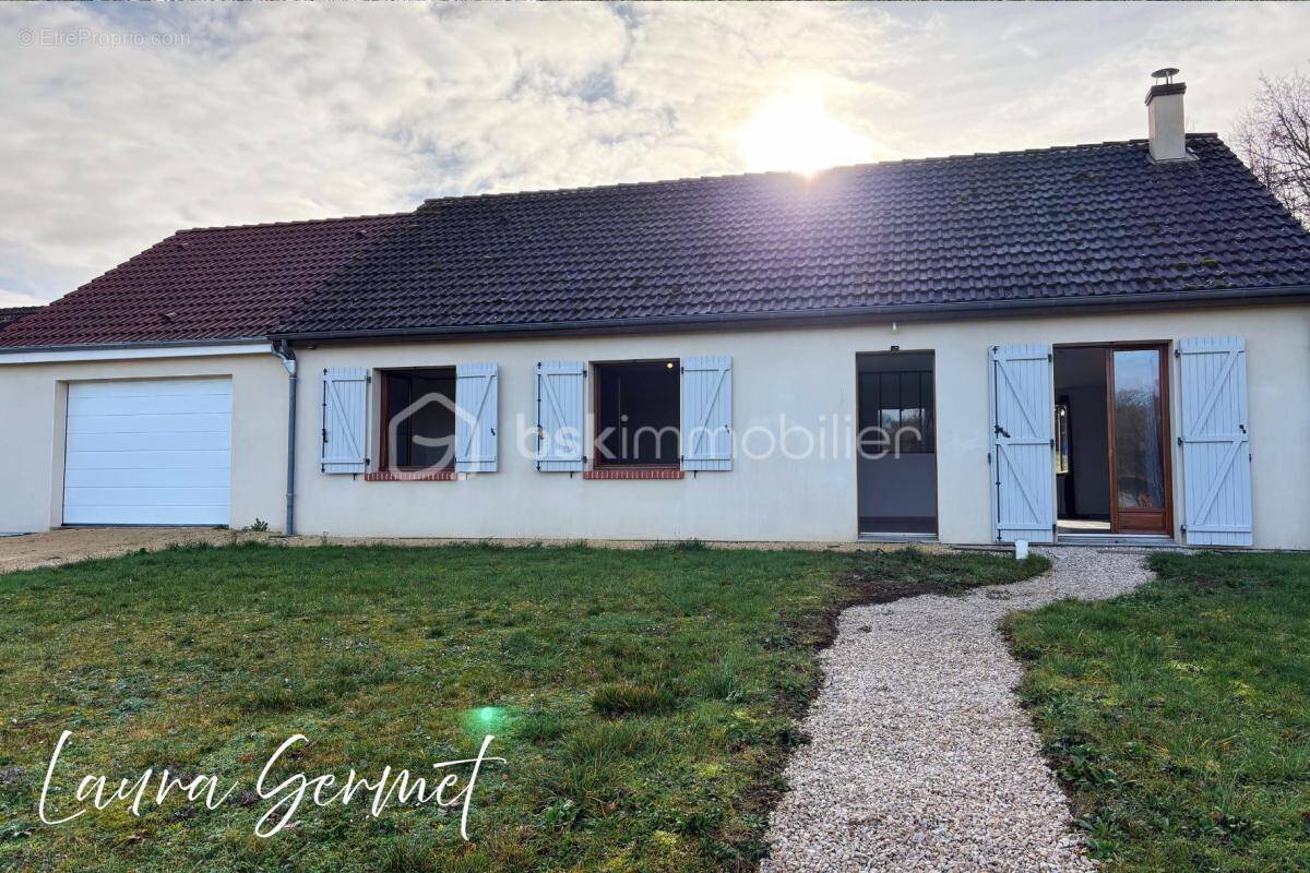 Maison à DAMPIERRE-EN-GRACAY