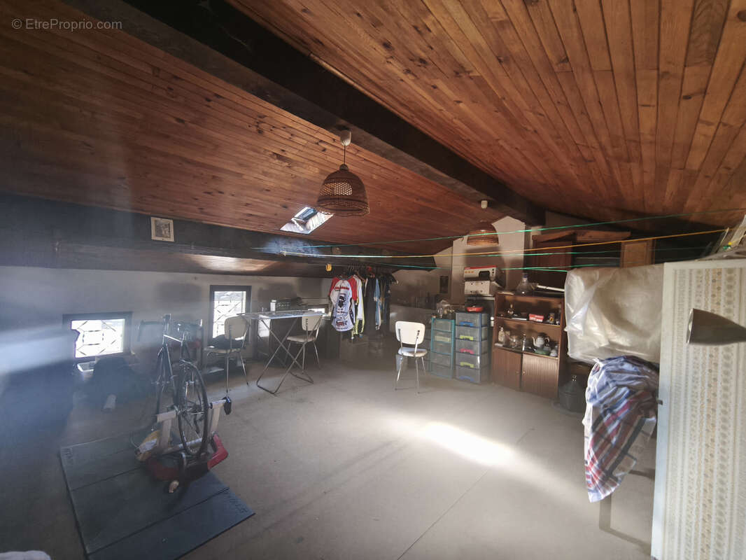 Appartement à TENAY