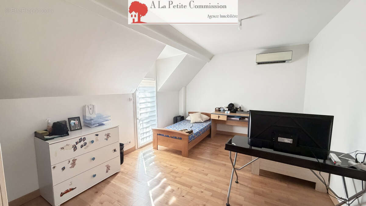 Nogent le phaye - photo 8
