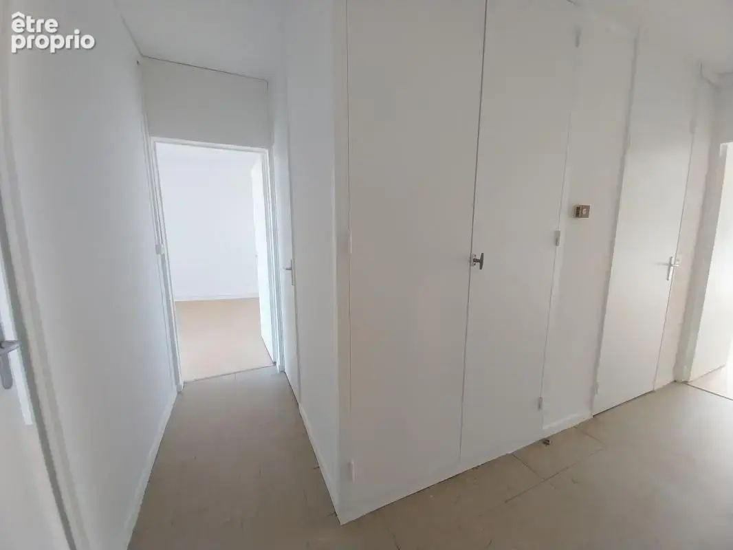 Sainte luce sur loire - beau t4 au 3eme etage avec cave - photo 7