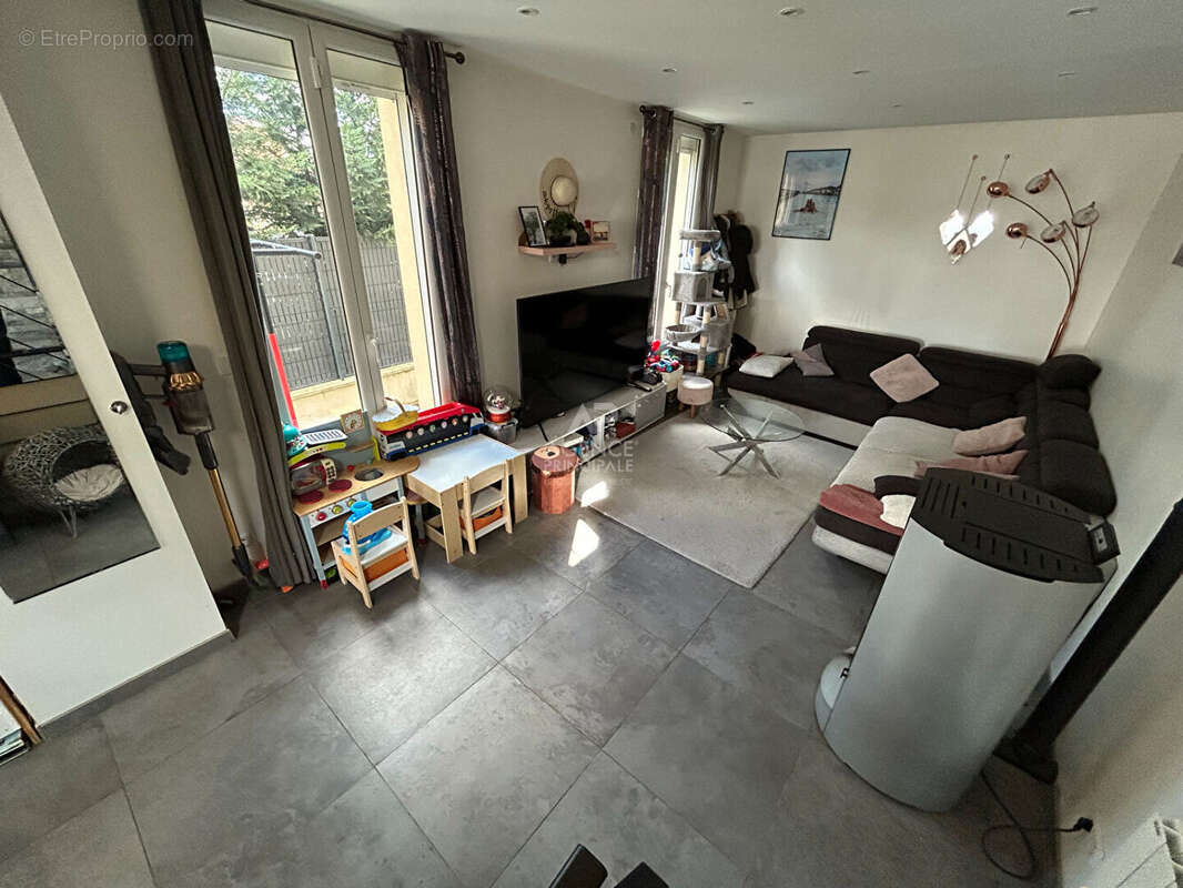 Maison à CARRIERES-SOUS-POISSY