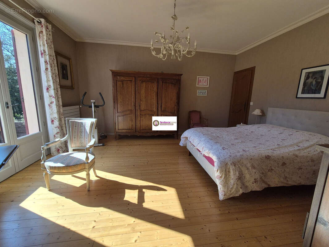 Maison à MORTAGNE-AU-PERCHE