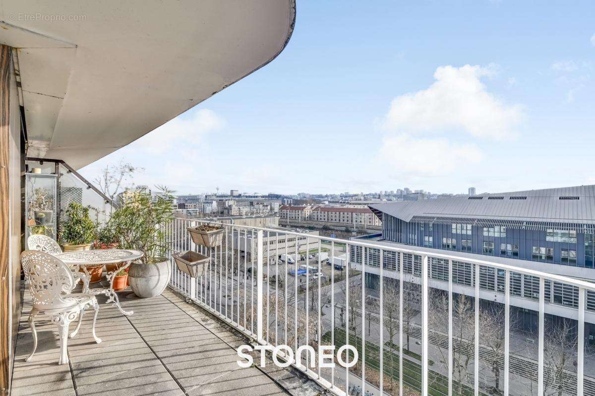 Appartement à PARIS-19E