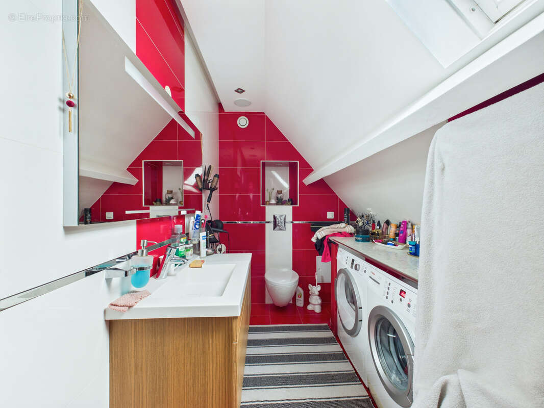 Maison à SARTROUVILLE