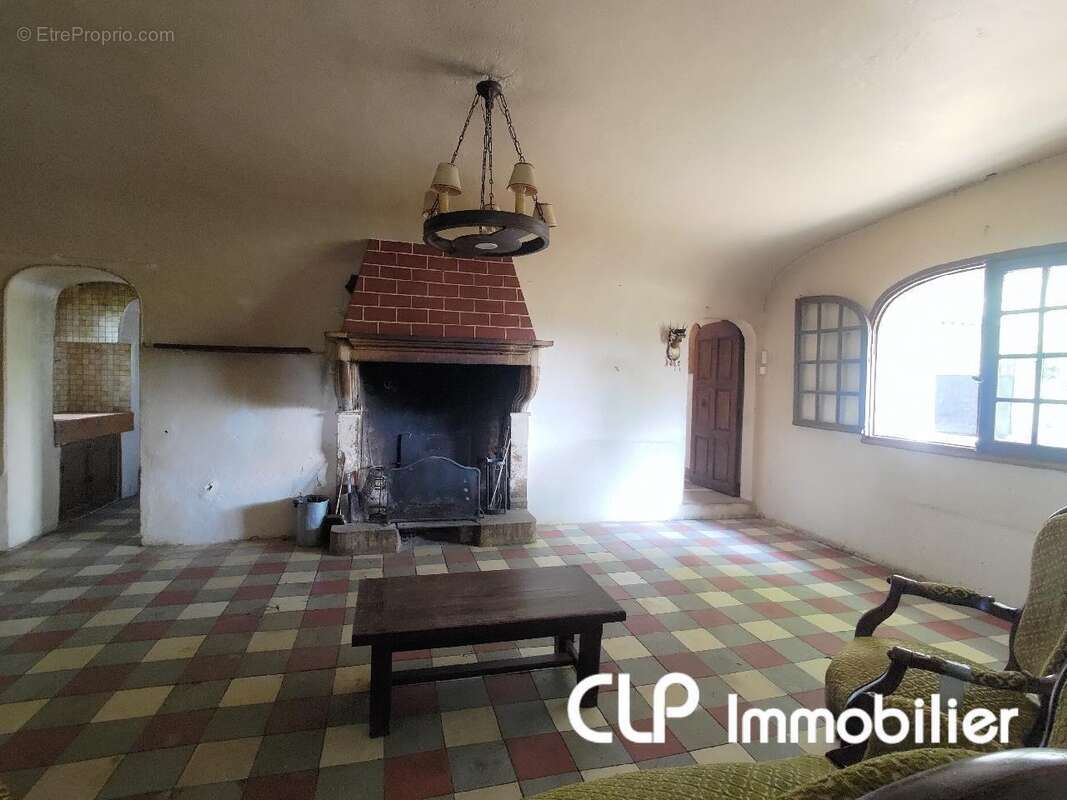 Maison 230 m² à Puygiron  - photo 10