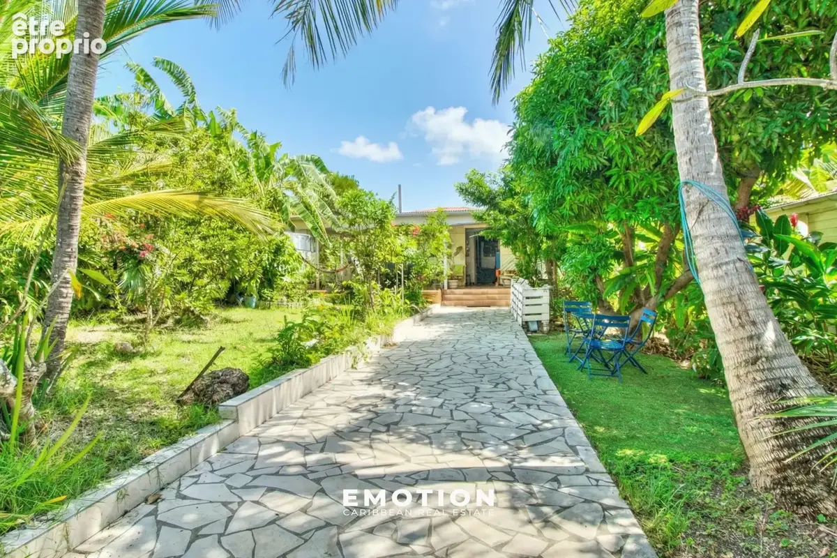Villa Créole 4 Pièces 78 m2 + Bungalow 12 m2 -  LE MOULE (Guadeloupe) - photo 3
