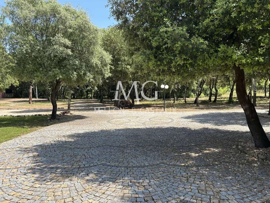 Maison à MONTAUROUX