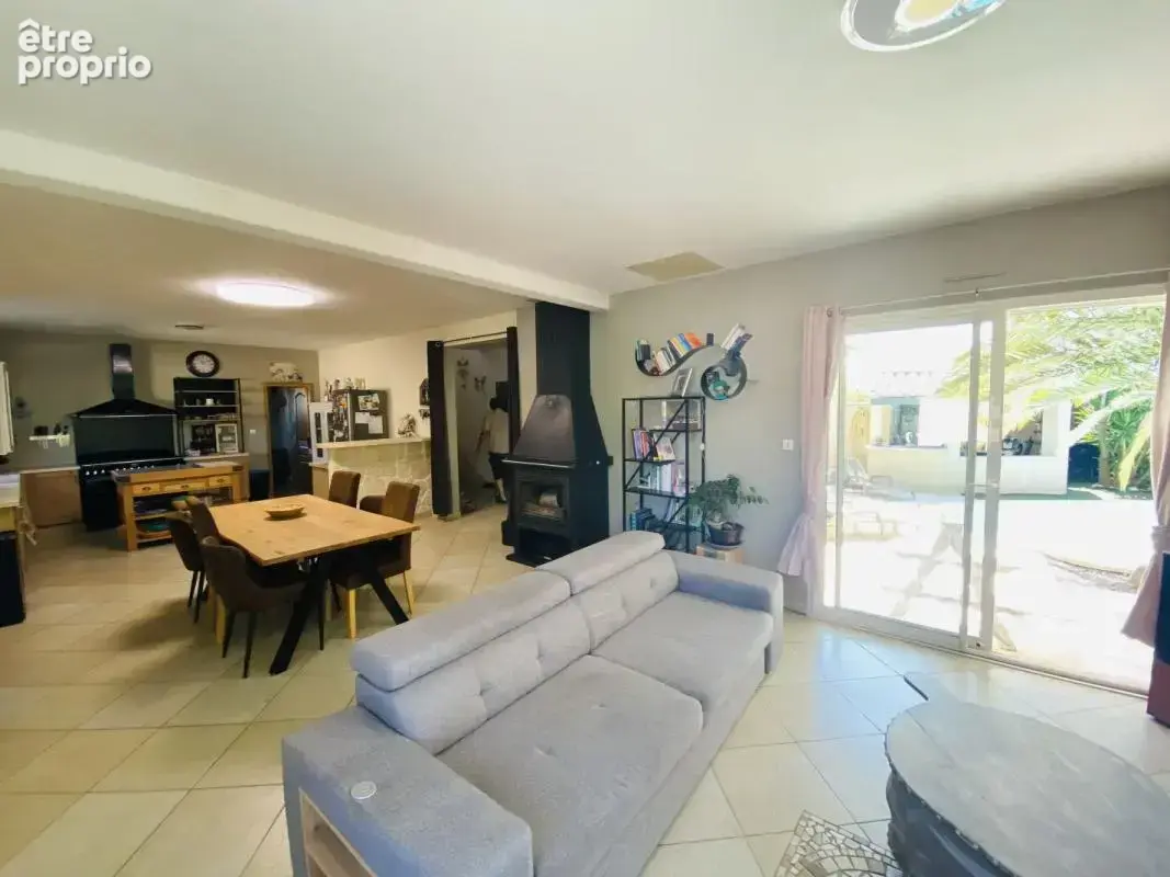 Maison 6 pièces 190 m² à vendre à Carcassonne (11000) - photo 3