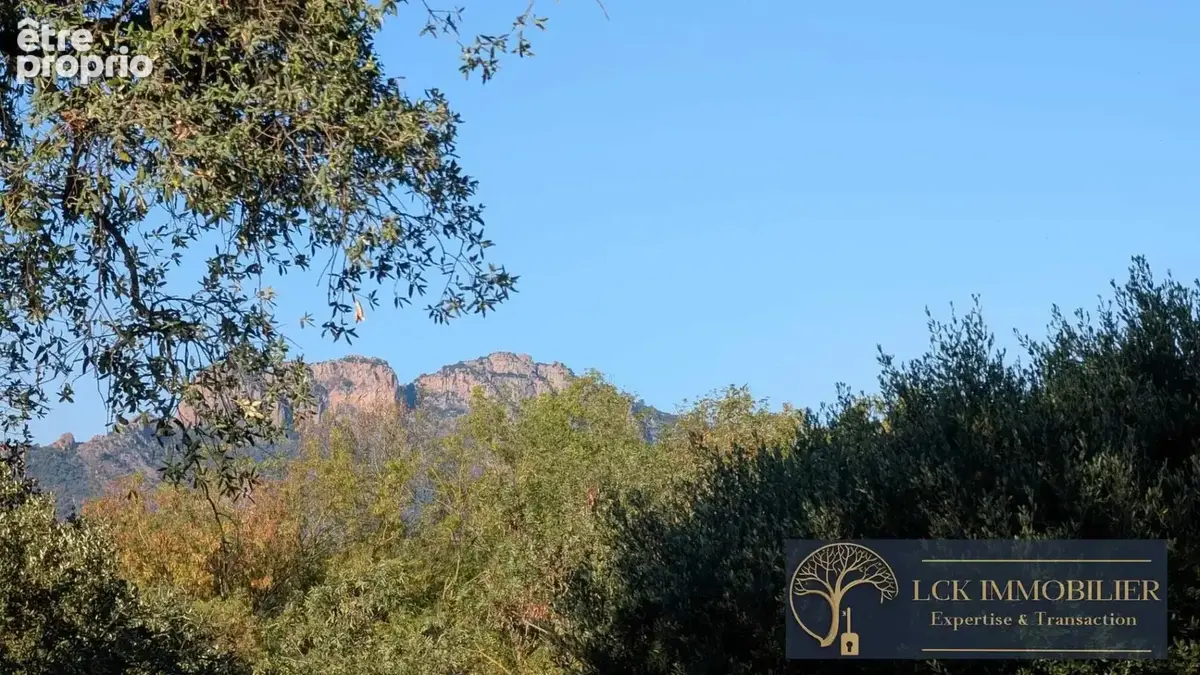 Puget-sur-argens – nature, charme de l’ancien et fort potentiel - photo 17
