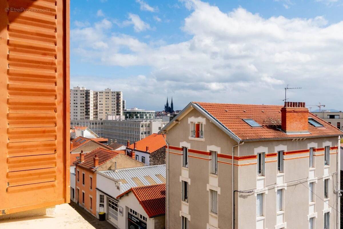 Appartement à CHAMALIERES
