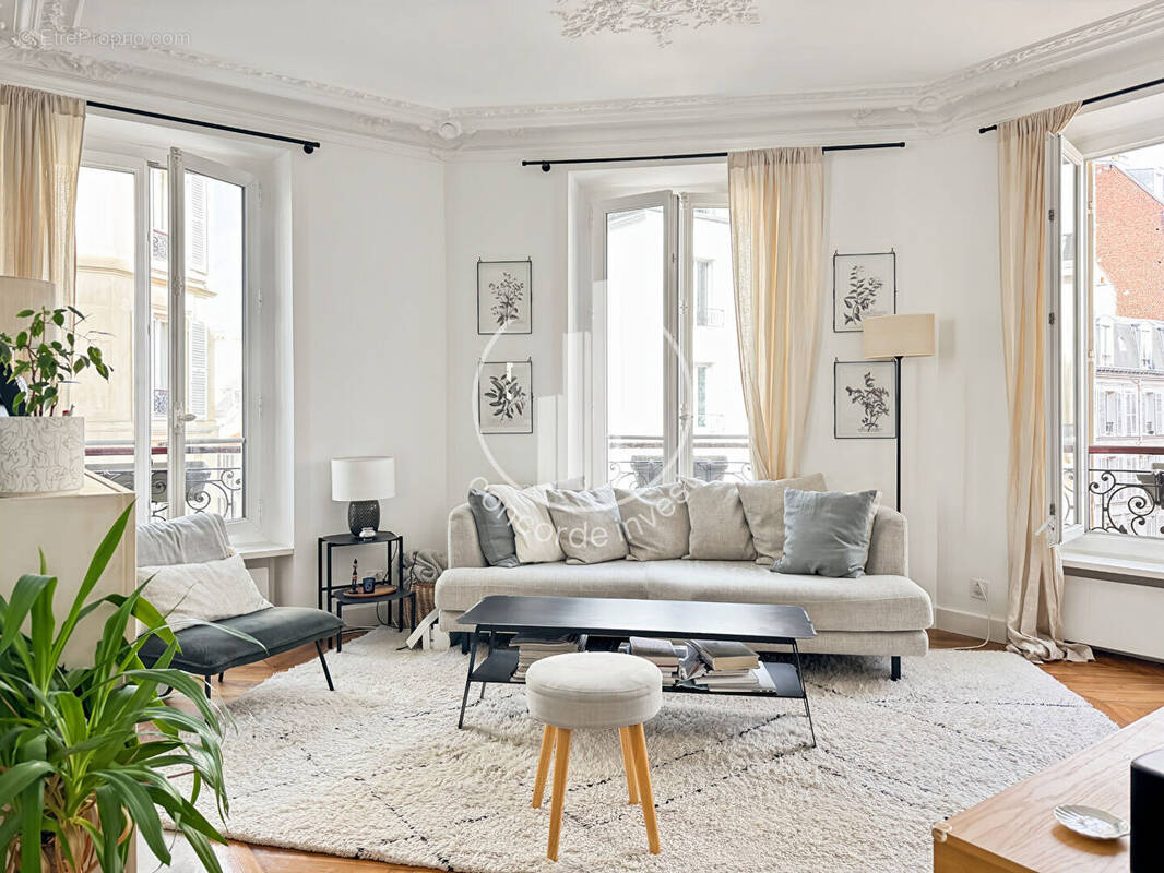 Appartement à LEVALLOIS-PERRET