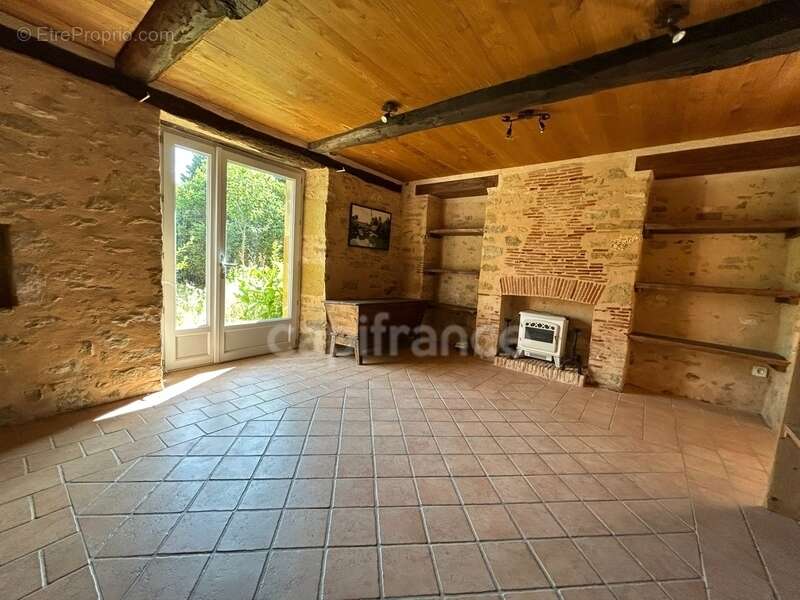 Maison de bourg à vendre 4 pièces env 211m² EXCIDEUIL (24)patio et jardin - photo 30