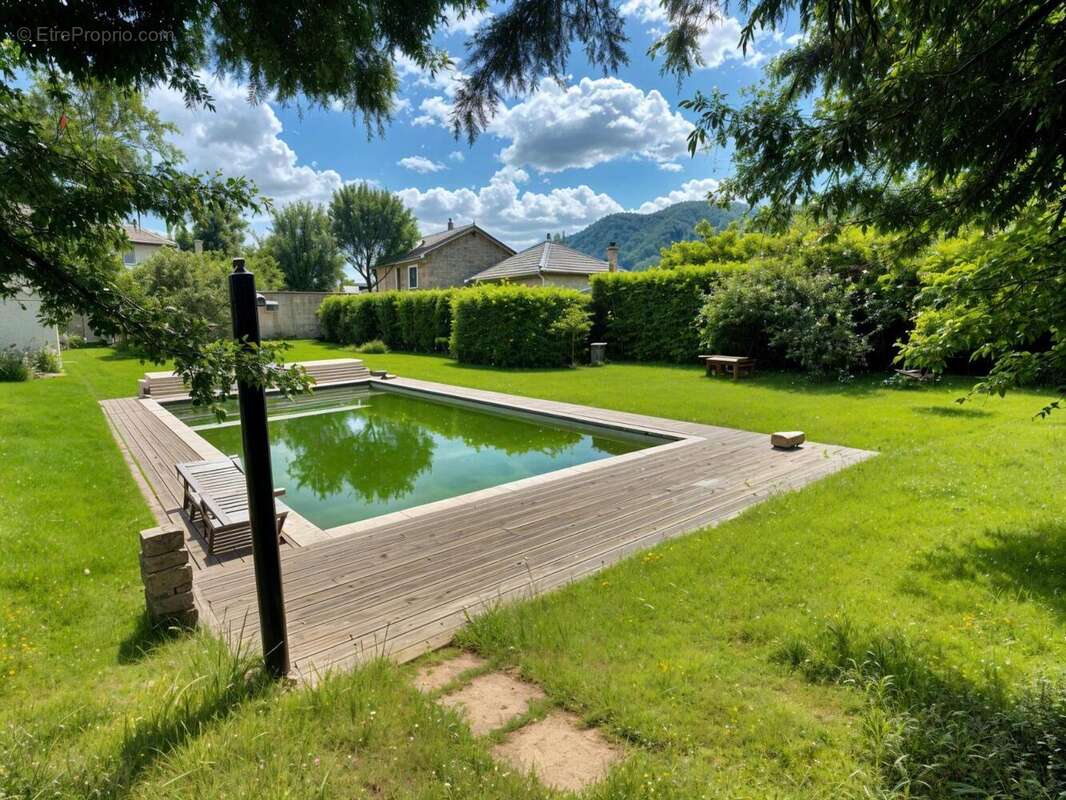   - Maison à VALS-LES-BAINS