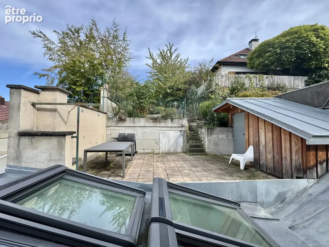 ALTKIRCH - Maison 5 pièces sur les hauteurs avec terrasse et jardin - photo 12