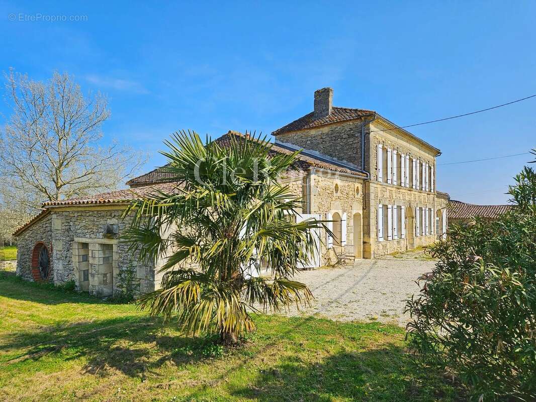 Maison à SAUVETERRE-DE-GUYENNE