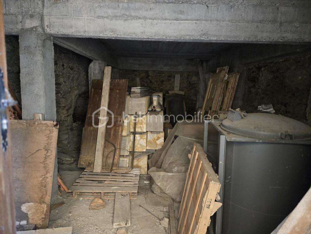 Maison à SAINT-SAUVEUR-SUR-TINEE