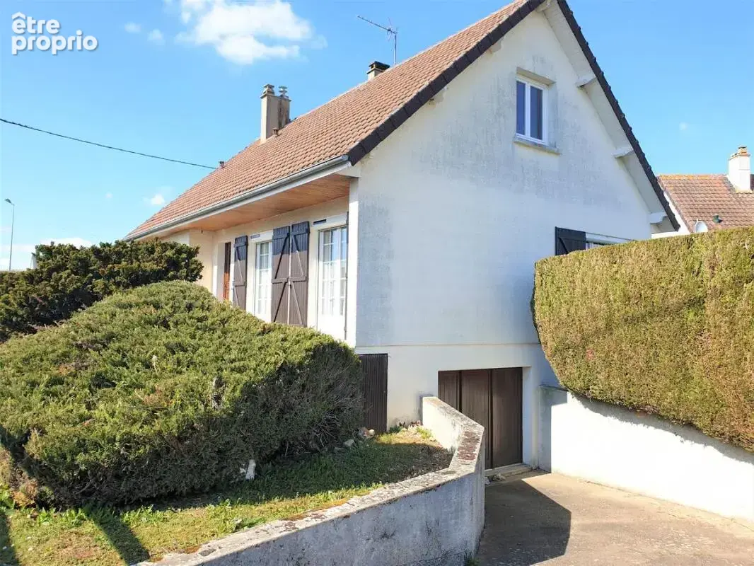 Maison 4 pièces 503 m² à vendre à Dreux (28100) - photo 2