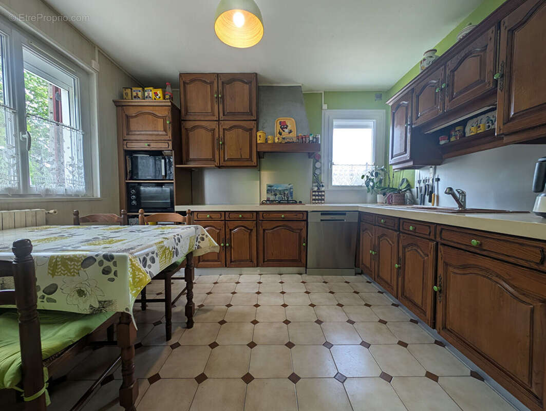 Maison à SAINTE-GEMMES-SUR-LOIRE