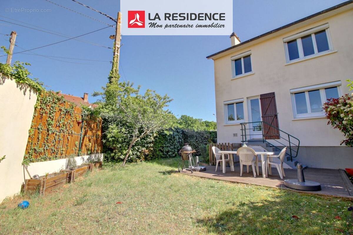 Maison à ACHERES