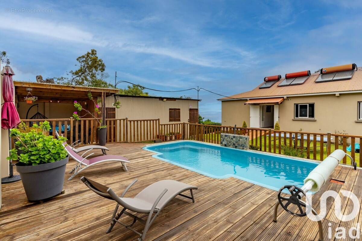 Photo 1 - Maison à SAINT-PIERRE