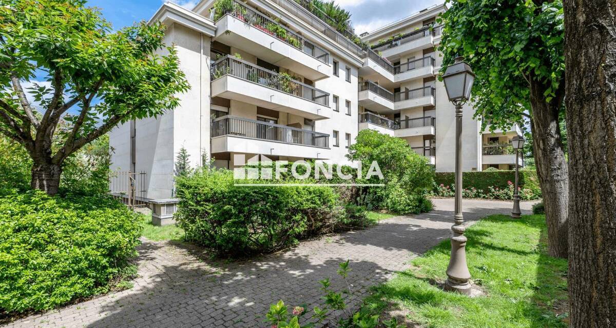 Appartement à BOURG-LA-REINE