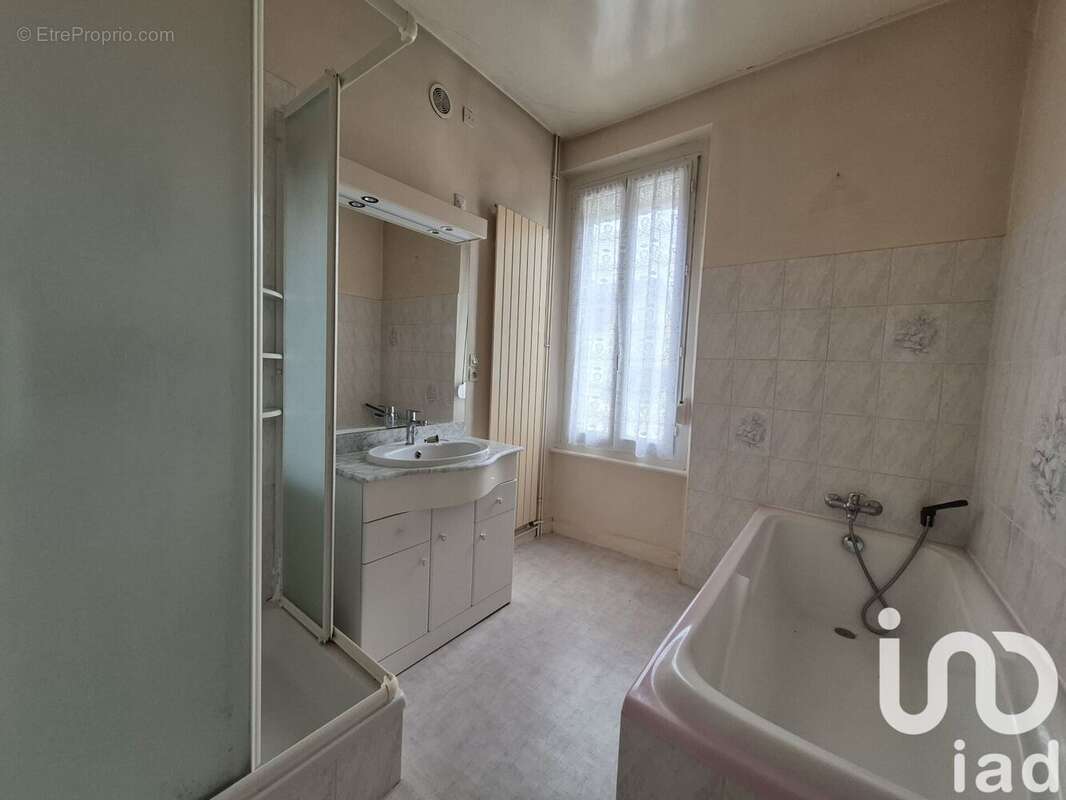 Photo 4 - Maison à ROMILLY-SUR-SEINE