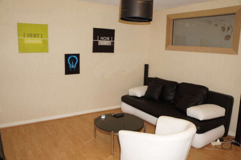 Appartement 250 m² à Rioz  - photo 4