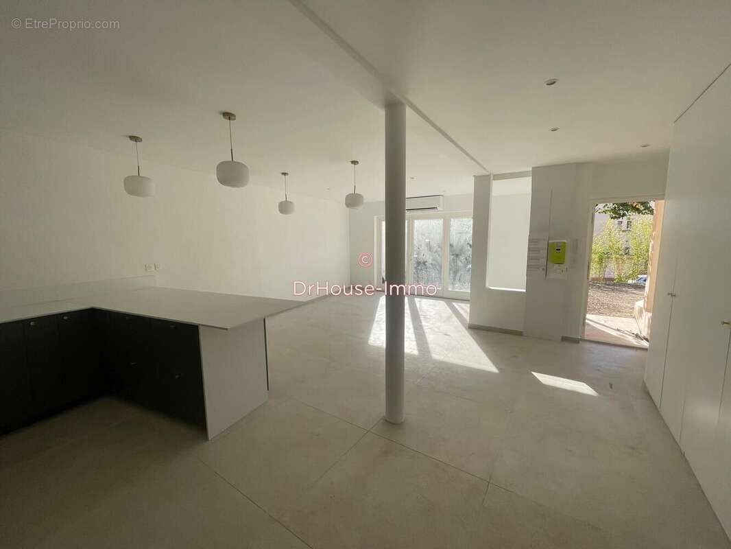 Maison 101 m² à Marseille-8e  - photo 19