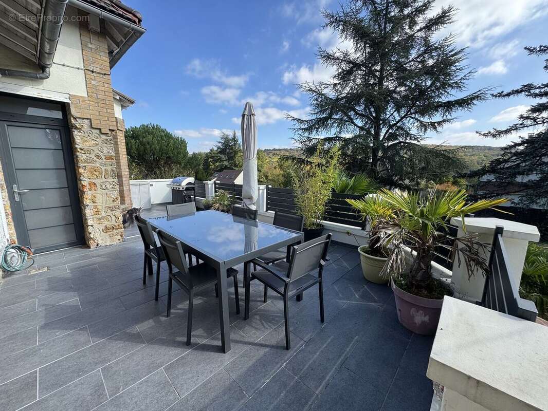 Maison à MONTLIGNON