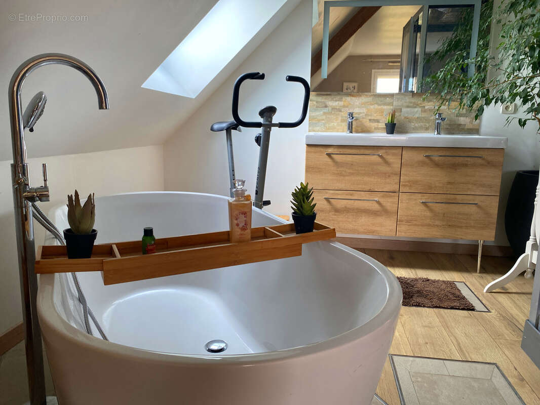 Maison à SANNERVILLE