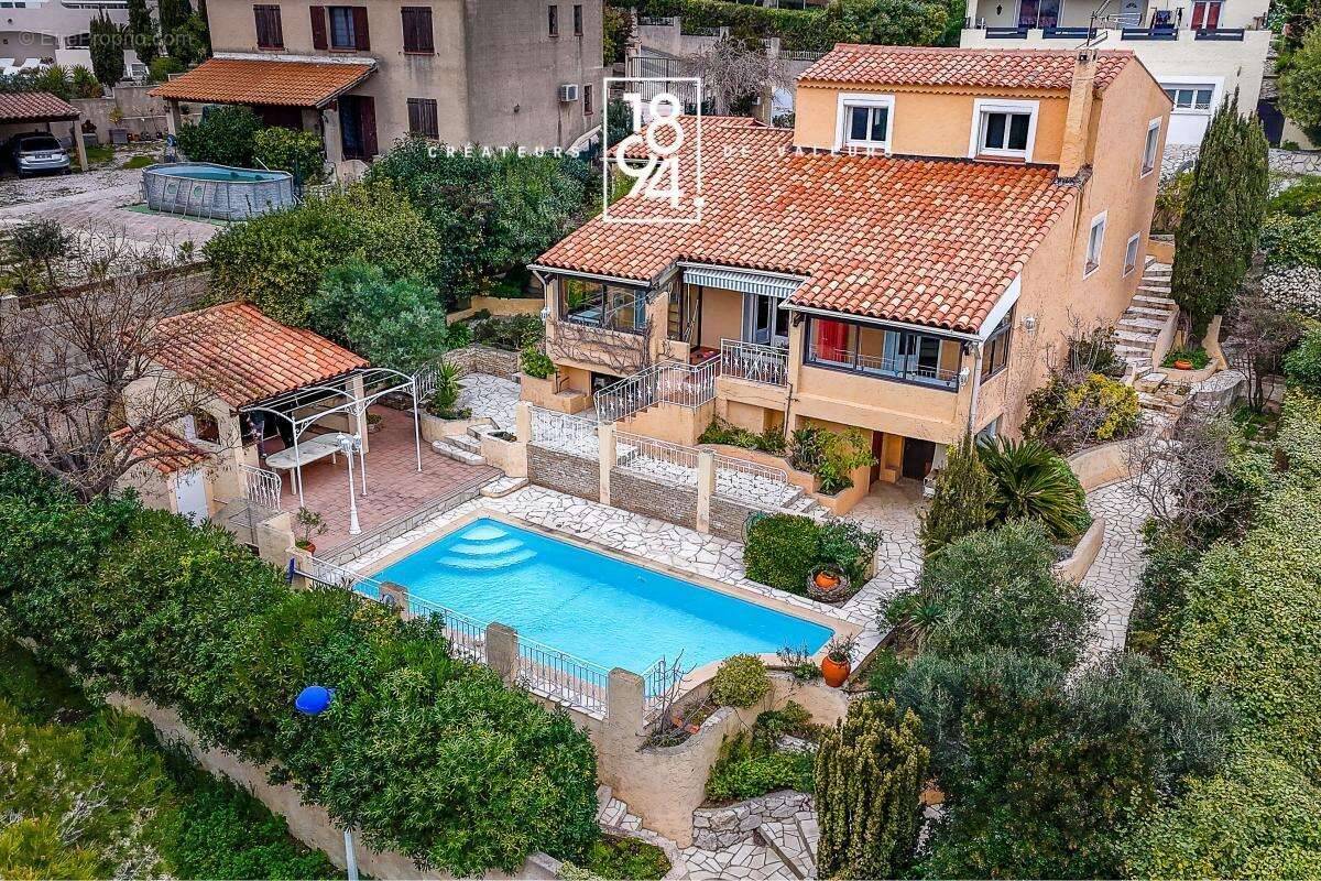 Maison à SAUSSET-LES-PINS