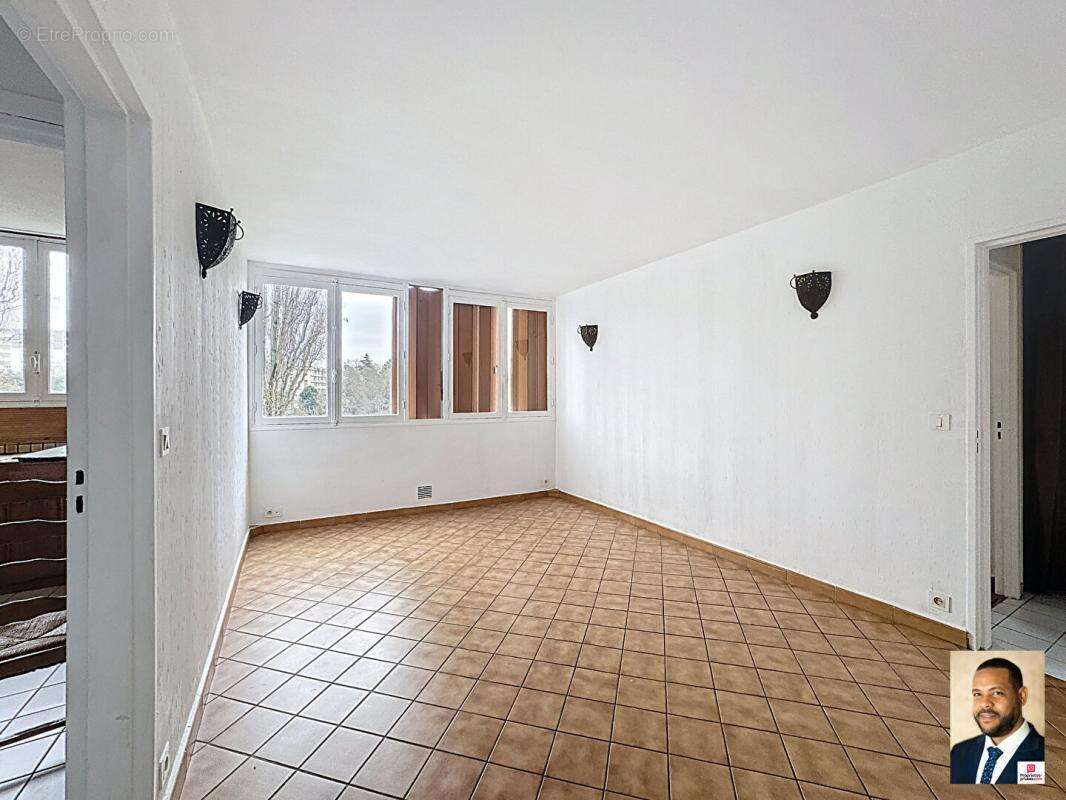 Appartement à SAVIGNY-SUR-ORGE