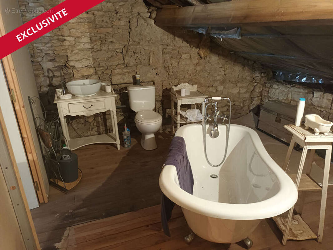 Maison à SAINT-MARTIN-L&#039;ARS