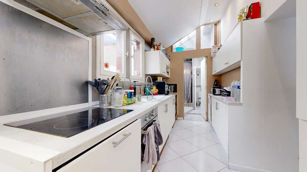 Appartement à VAUJOURS