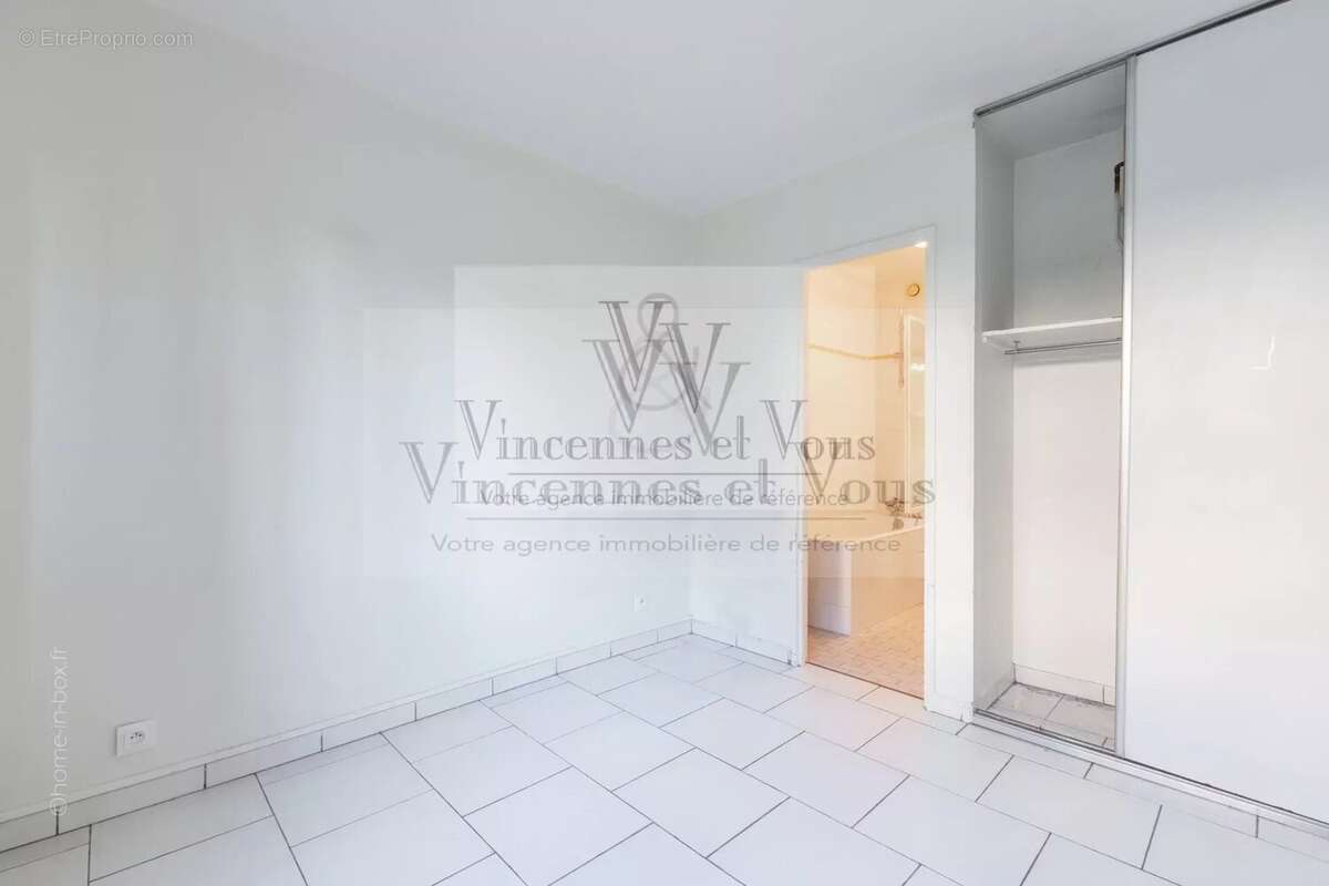 Appartement à SAINT-MAUR-DES-FOSSES