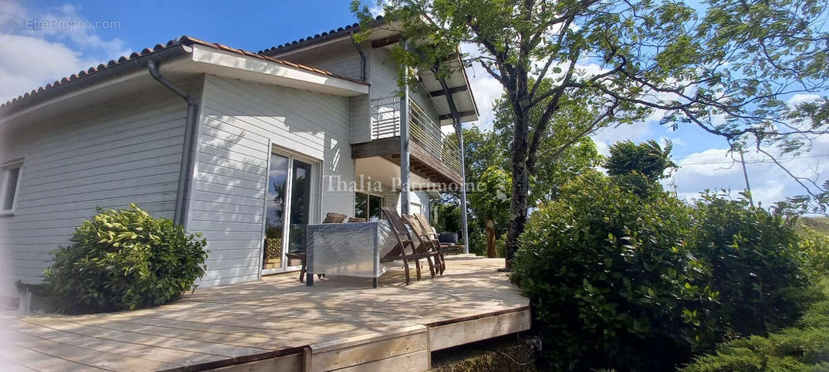Maison à CARIGNAN-DE-BORDEAUX