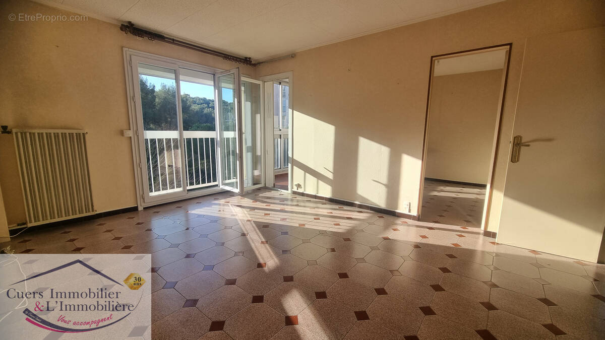 Appartement à LA VALETTE-DU-VAR