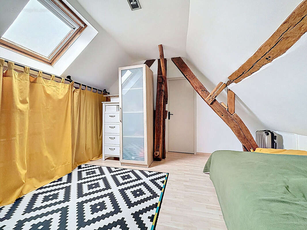 Maison à FRESNAY-LE-GILMERT