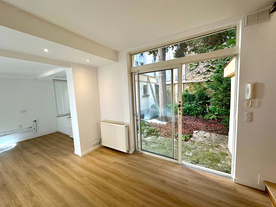 Appartement à IVRY-SUR-SEINE
