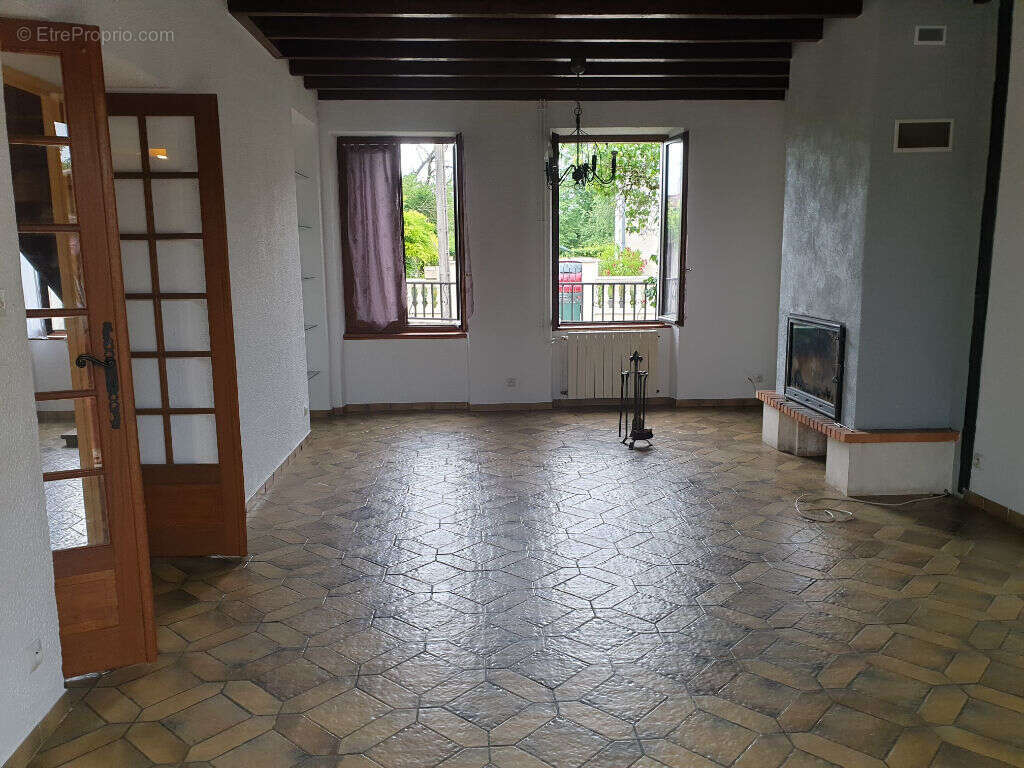 Maison à FOURCHAMBAULT