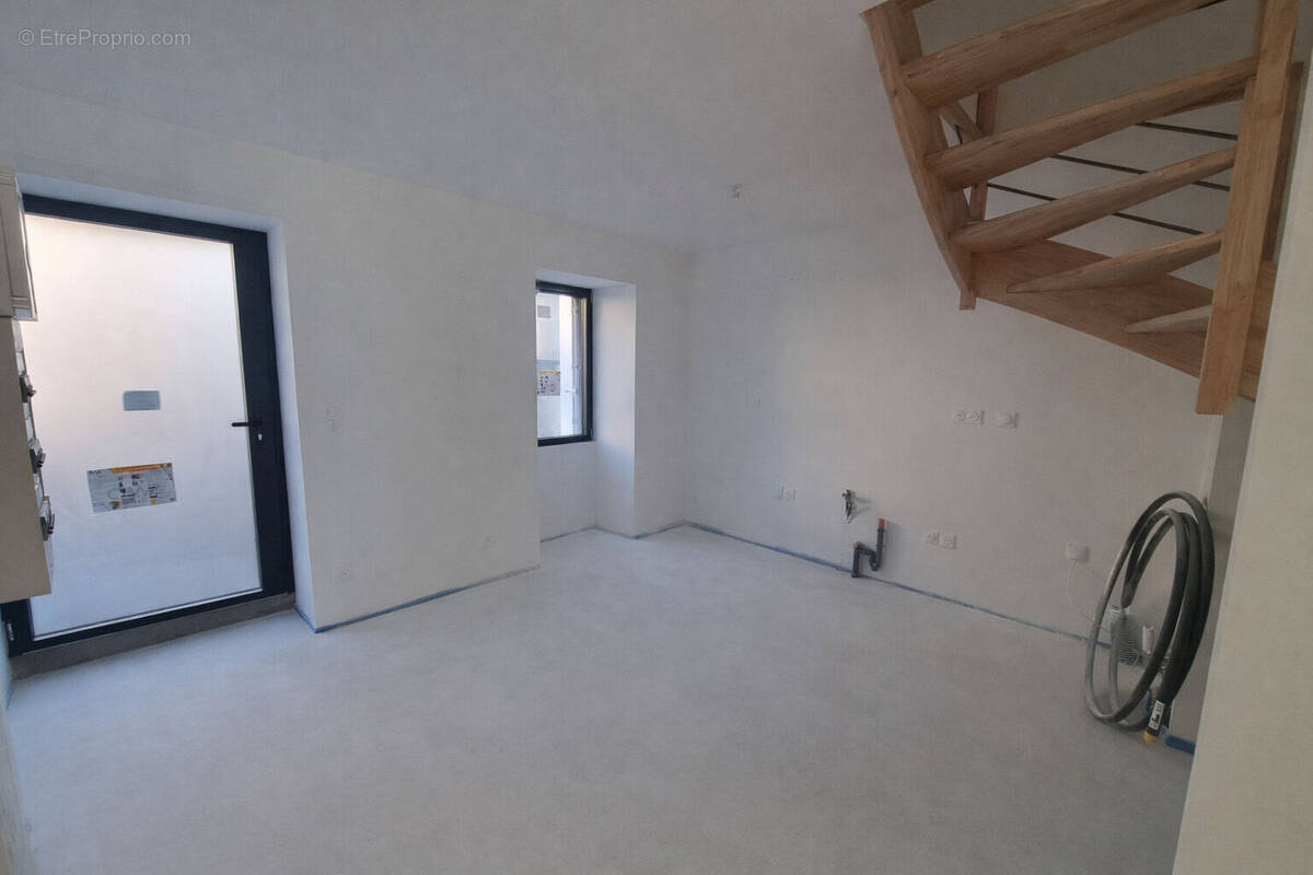 Maison à SAINT-SEBASTIEN-SUR-LOIRE