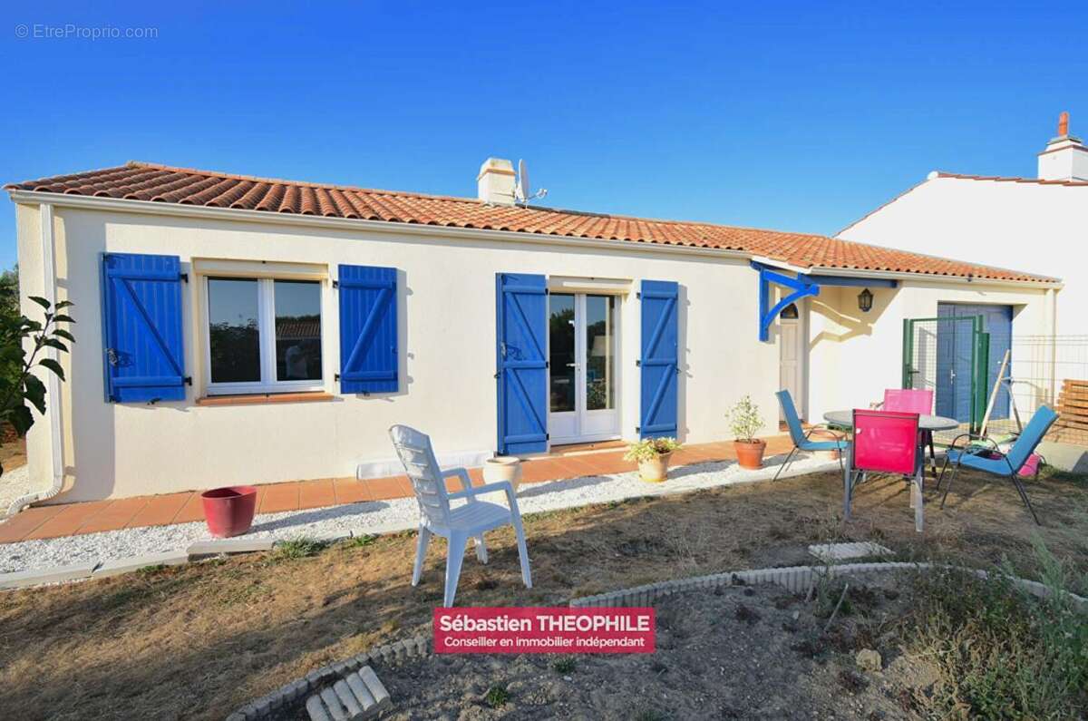 Maison T3 avec grand garage - Centre-bourg L'Aiguillon-sur-Vie - photo 9