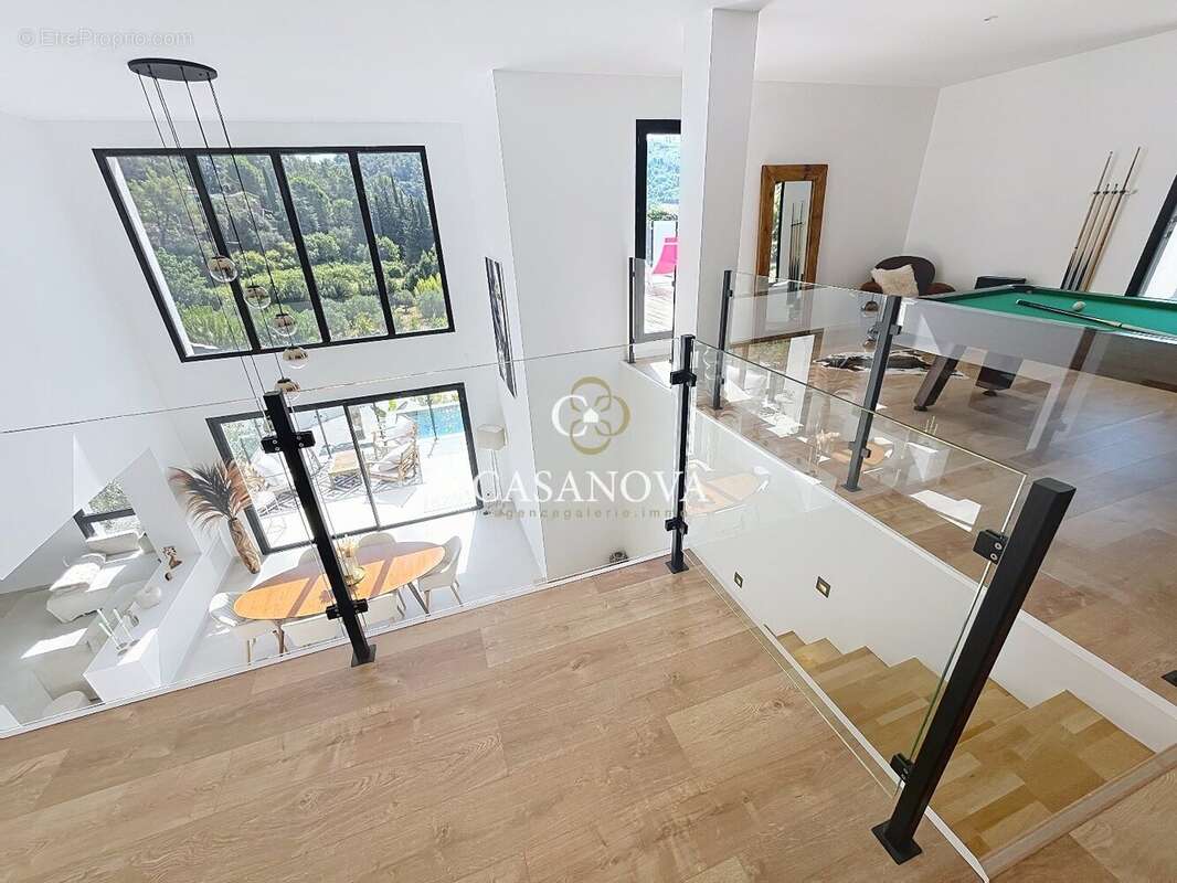 VUE PANORAMIQUE, dans un environnement calme et verdoyant sans être isolé, VILLA CONTEMPORAINE 2023 située dans un quartier rési - photo 24