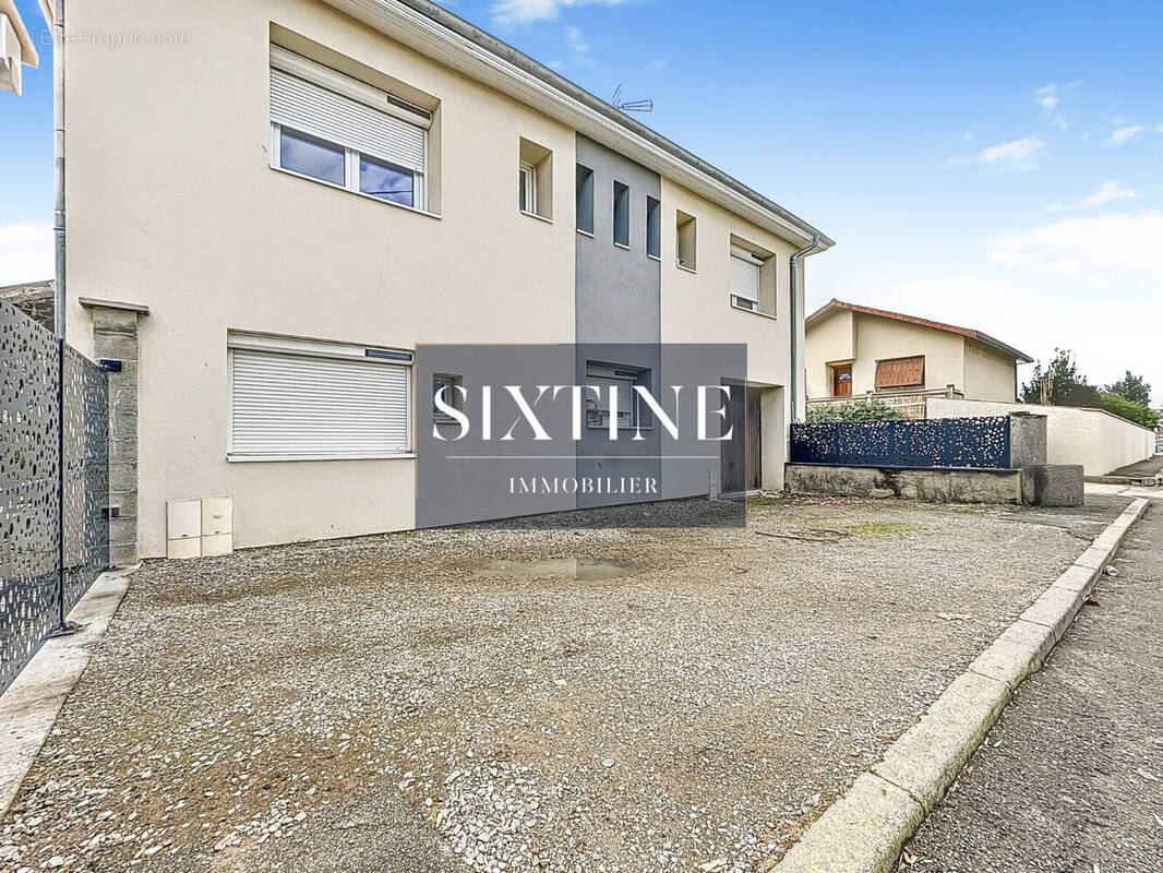 Appartement à ROUSSILLON