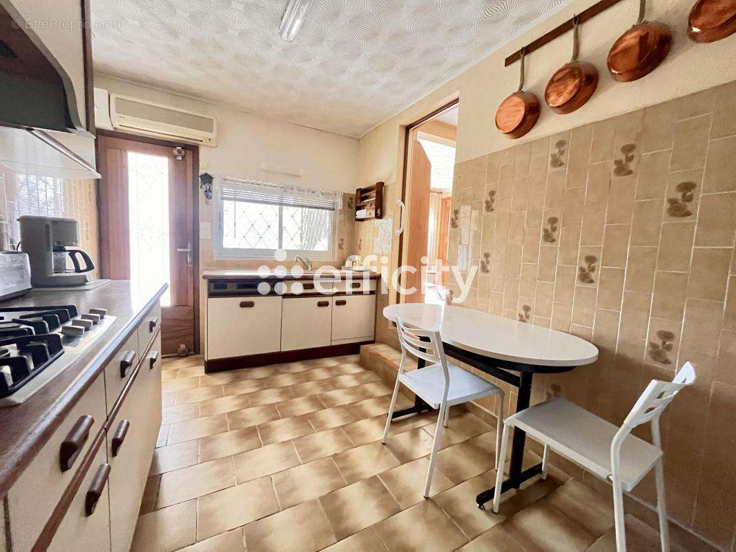 Maison à MARSEILLE-12E